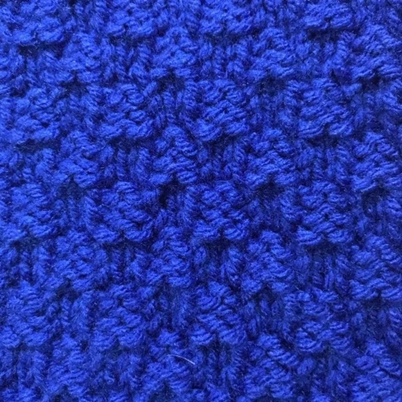 Handmade Blue Knit Scarf - Picture 3 of 4